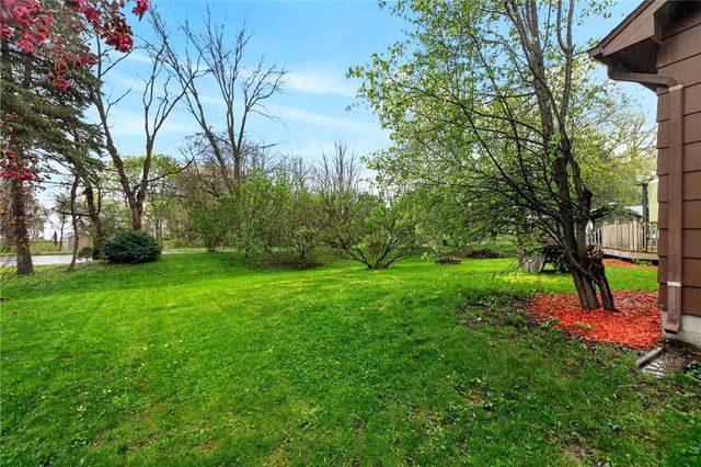 7 Fieldstone Lane, Henrietta, NY 14586