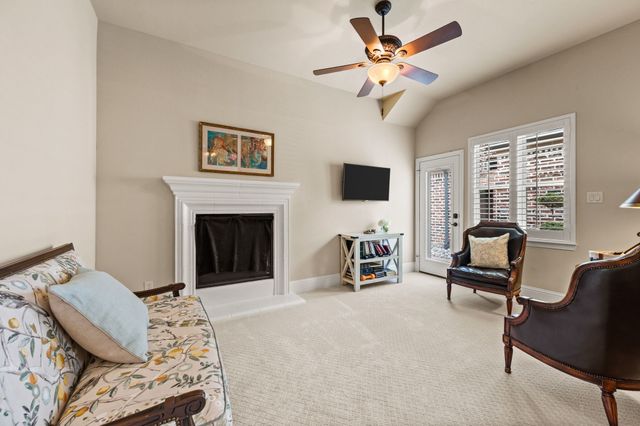 825 Creekview Lane, Colleyville, TX 76034