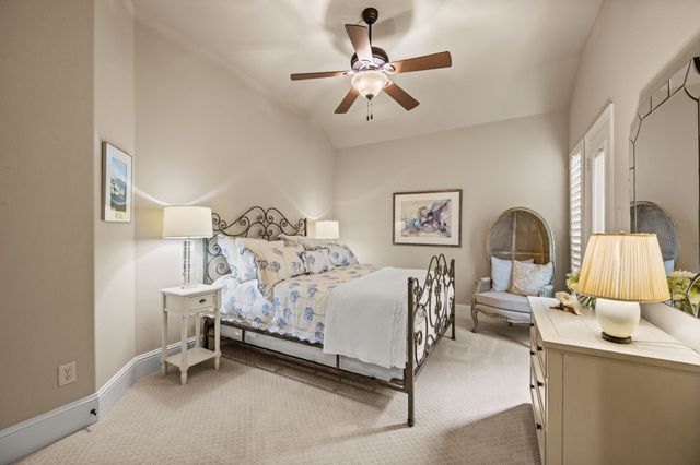 825 Creekview Lane, Colleyville, TX 76034