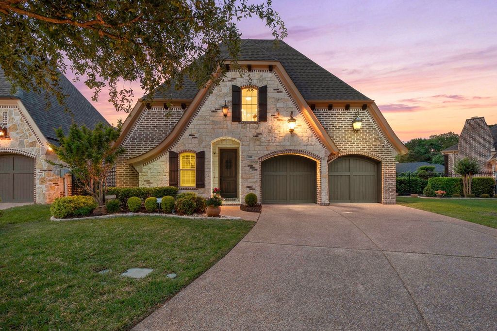 825 Creekview Lane, Colleyville, TX 76034