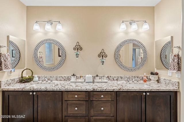 7109 W Deer Creek Trail, Marana, AZ 85658