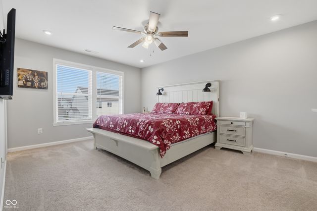 5478 Wood Spring Lane, Mccordsville, IN 46055