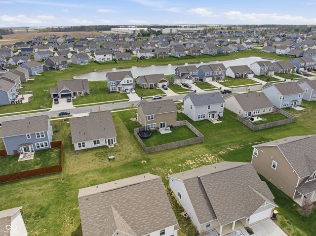 5478 Wood Spring Lane, Mccordsville, IN 46055