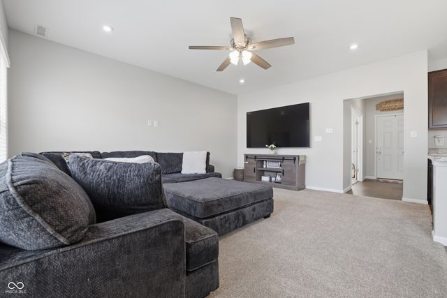 5478 Wood Spring Lane, Mccordsville, IN 46055