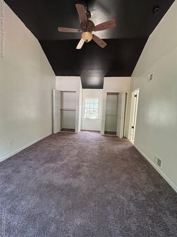 21671 Frazer Avenue, Southfield, MI 48075
