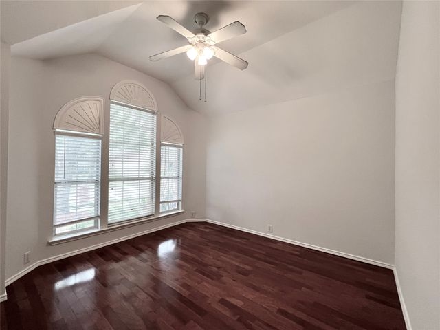 2107 Aberdeen Avenue, Mckinney, TX 75072