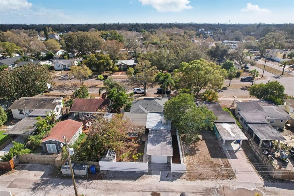 Image 29 of property listing at 4421 8TH AVENUE N, St Petersburg, FL 33713