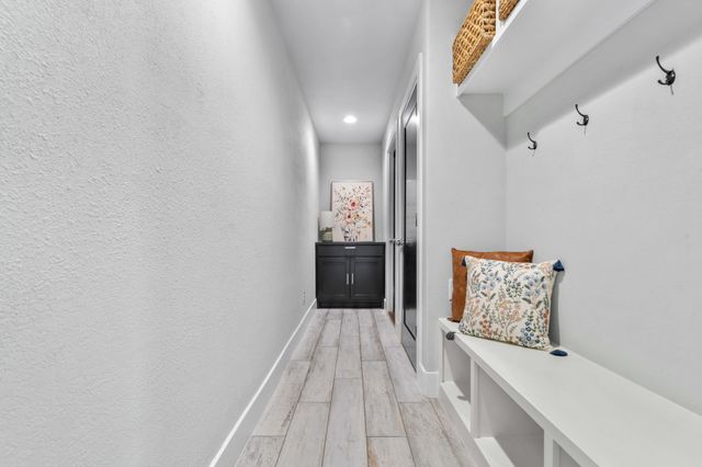 521 Echo Glade Court, Azle, TX 76020