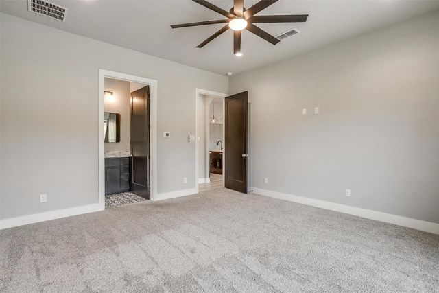 521 Echo Glade Court, Azle, TX 76020