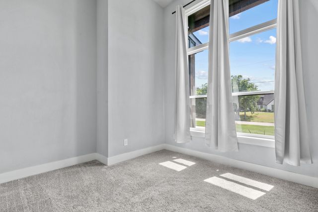 521 Echo Glade Court, Azle, TX 76020