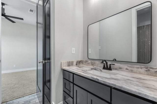 521 Echo Glade Court, Azle, TX 76020