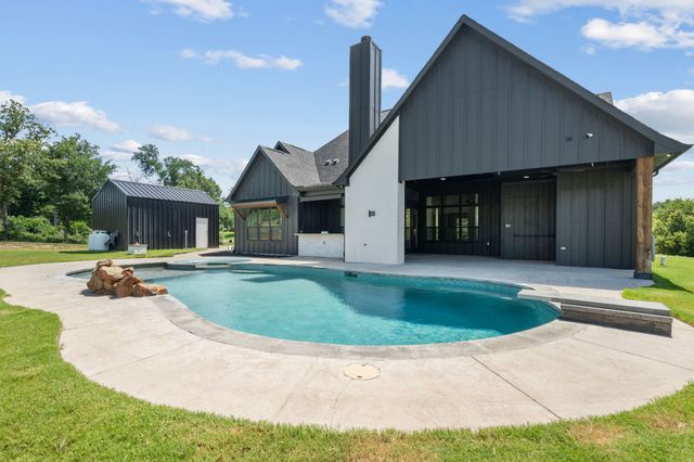 521 Echo Glade Court, Azle, TX 76020