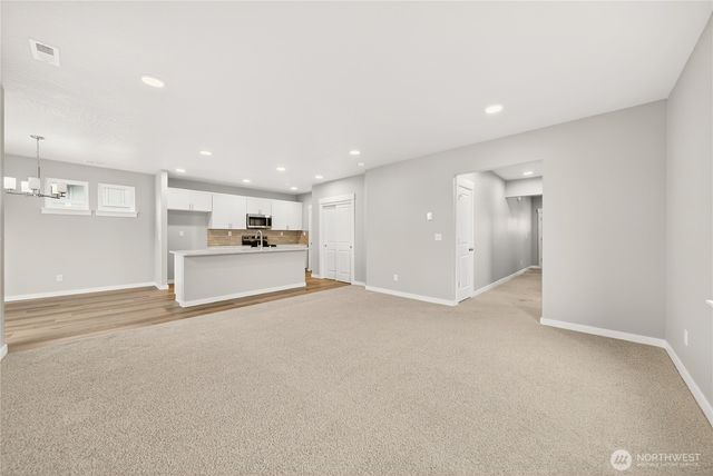 1203 Hickory Road, Moses Lake, WA 98837