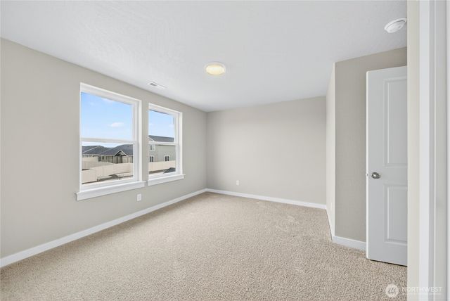 1203 Hickory Road, Moses Lake, WA 98837