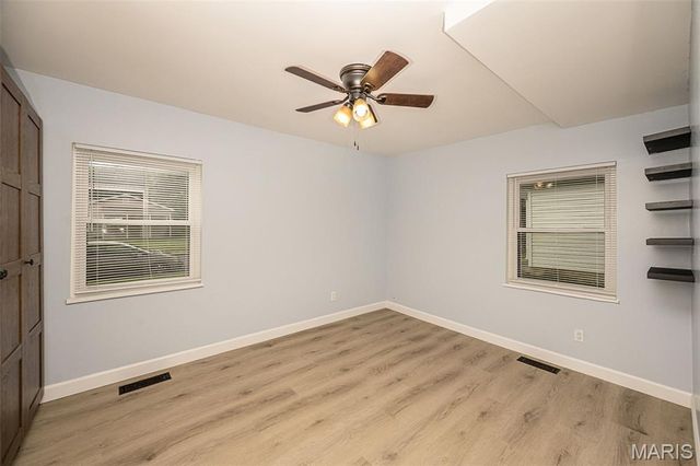 2200 N 5th Street, St Charles, MO 63301