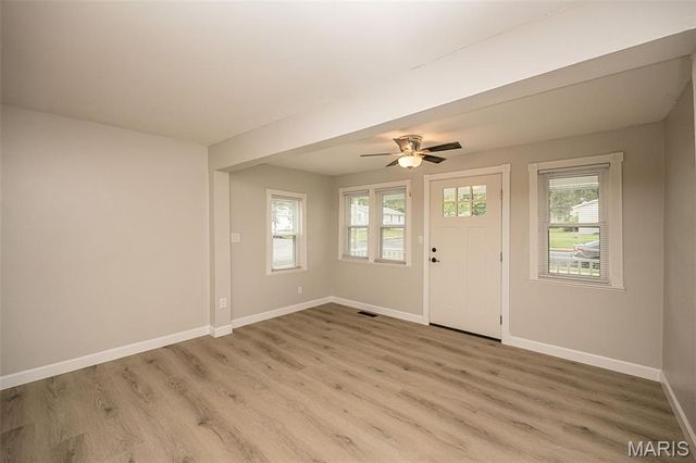 2200 N 5th Street, St Charles, MO 63301