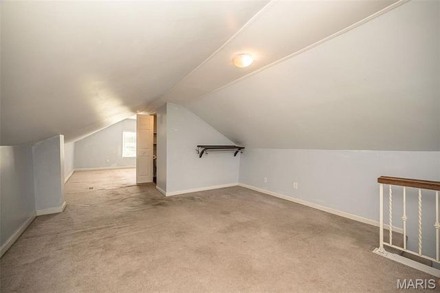 2200 N 5th Street, St Charles, MO 63301