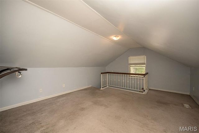 2200 N 5th Street, St Charles, MO 63301