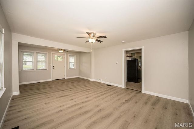 2200 N 5th Street, St Charles, MO 63301