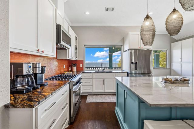 514 Water View Drive, Livingston, TX 77351