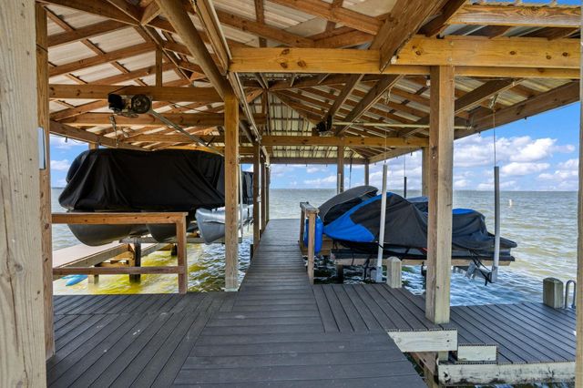 514 Water View Drive, Livingston, TX 77351