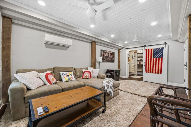 514 Water View Drive, Livingston, TX 77351