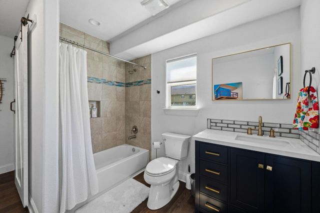 514 Water View Drive, Livingston, TX 77351