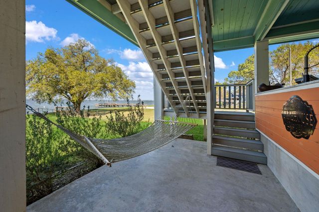 514 Water View Drive, Livingston, TX 77351