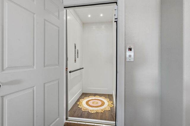 514 Water View Drive, Livingston, TX 77351