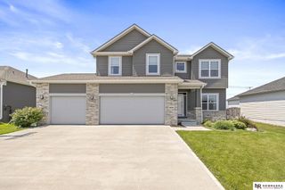 8008 N 167th Avenue, Bennington, NE 68007