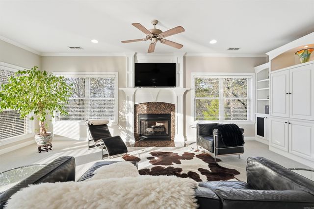 9 Lanes End, Little Rock, AR 72223