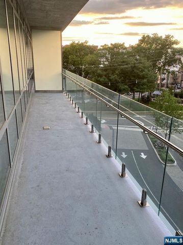 320 Adolphus Avenue 408, Cliffside Park, NJ 07010
