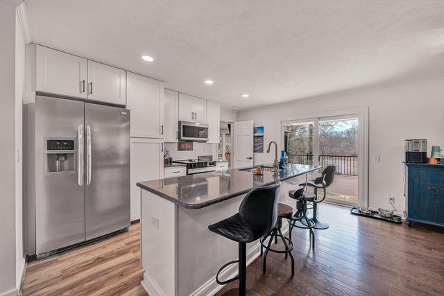 30 Crescent LN, Wirtz, VA 24184