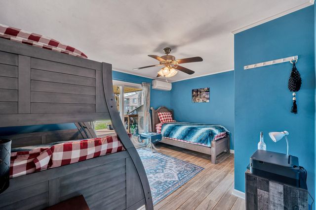 30 Crescent LN, Wirtz, VA 24184