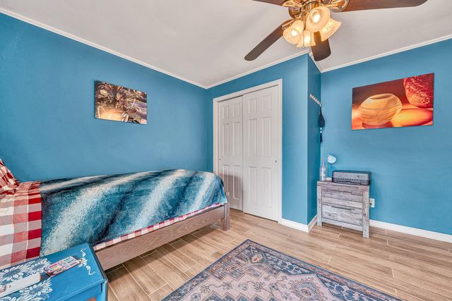 30 Crescent LN, Wirtz, VA 24184