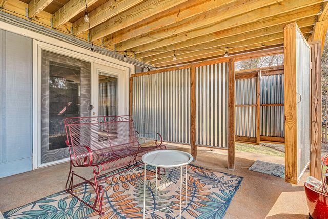 30 Crescent LN, Wirtz, VA 24184