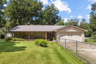 205 County Road 6682, Dayton, TX 77535