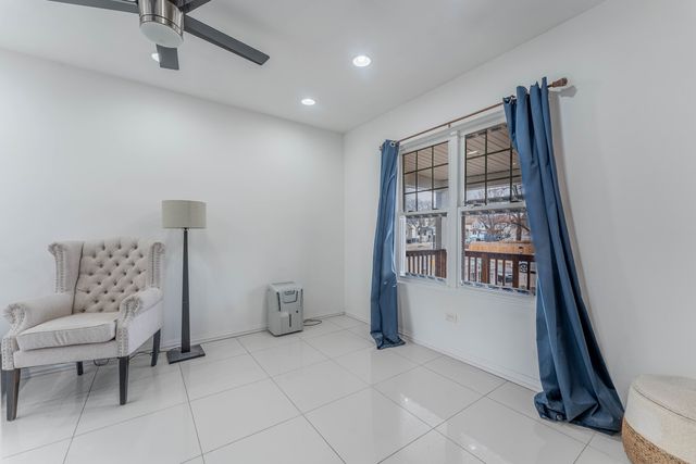 611 N Long Avenue, Chicago, IL 60644