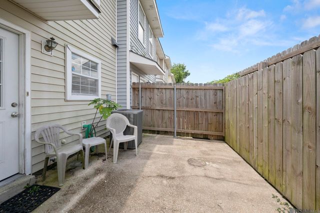 4106 Jefferson Woods Dr, Baton Rouge, LA 70809