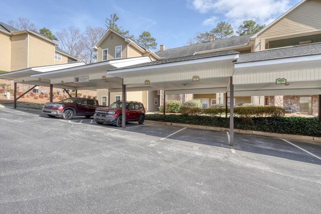 94 Glen Eagle Ct C202, Clayton, GA 30525