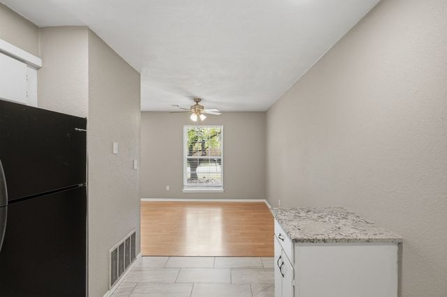607 W 150th Street S, Glenpool, OK 74033