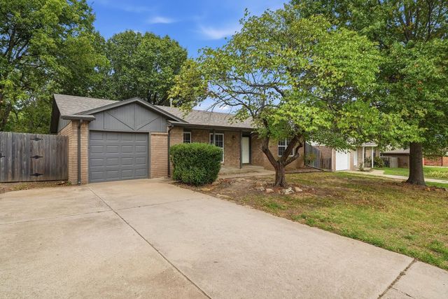 607 W 150th Street S, Glenpool, OK 74033