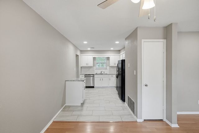 607 W 150th Street S, Glenpool, OK 74033