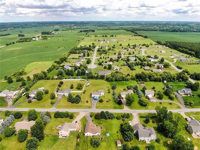 869 161st Street, Hammond, WI 54015