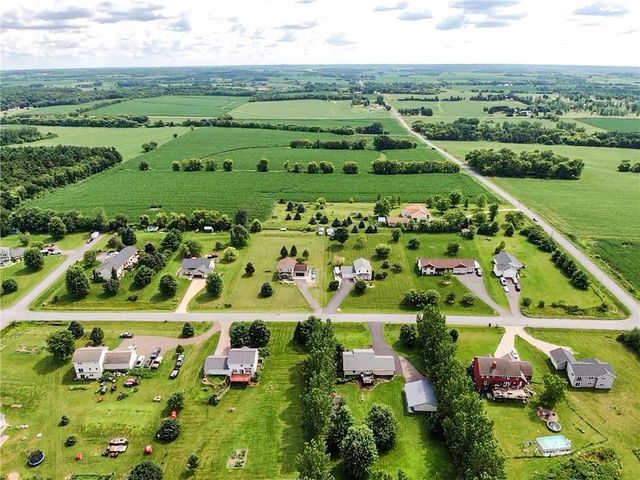 869 161st Street, Hammond, WI 54015