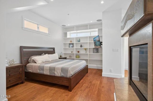 2916 Lakeshore Court, Oxnard, CA 93035