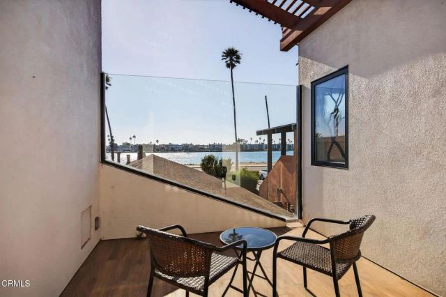 2916 Lakeshore Court, Oxnard, CA 93035