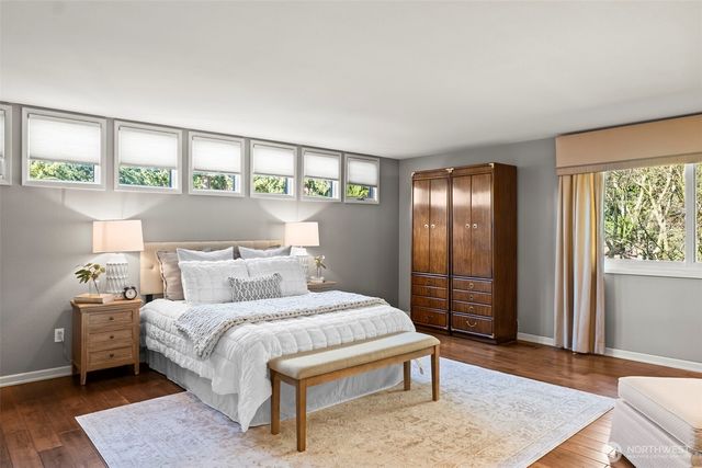 8902 Park Ridge Drive W, University Place, WA 98467