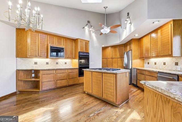 562 Pine Valley Road SE, Marietta, GA 30067