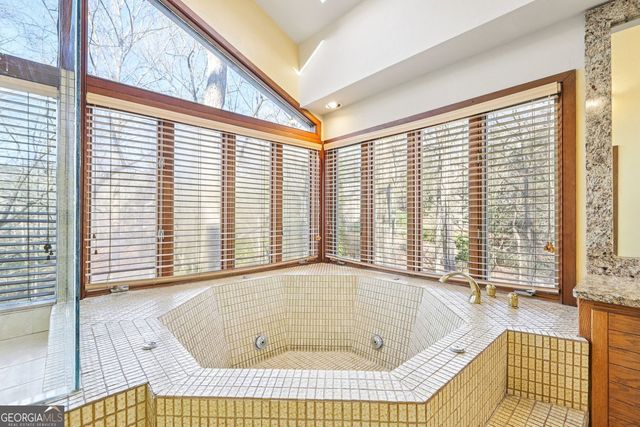 562 Pine Valley Road SE, Marietta, GA 30067